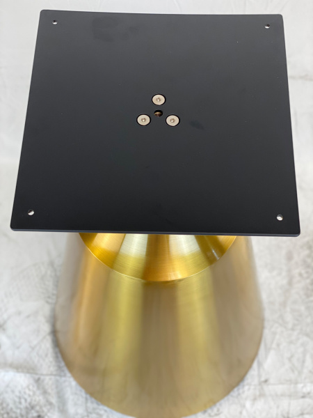 картинка Подстолье 2110EM от компании CORSASTYLE