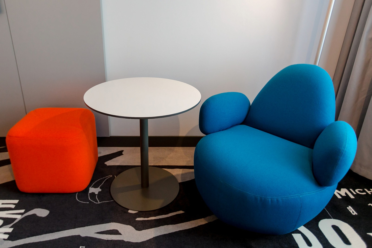 Как мы комплектовали сеть Ibis: от эскиза до монтажа